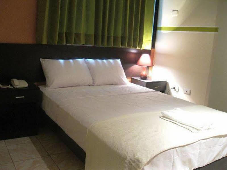 Hotel Fatima Inn Tarapoto Dış mekan fotoğraf